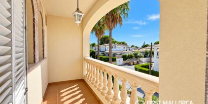 Real Estates picture 11 Ref. R30415