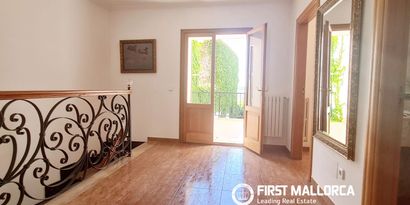 Real Estates picture 25 Ref. R30394