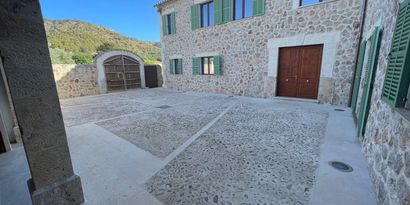 Real Estates picture 5 Ref. R30279