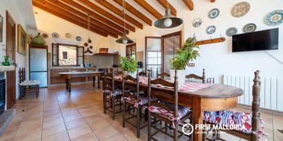 Inmobiliaria picture 4 Ref. Nº. 84402