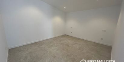 Real Estates picture 18 Ref. R30459