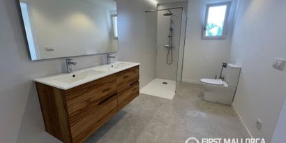 Real Estates picture 16 Ref. R30459