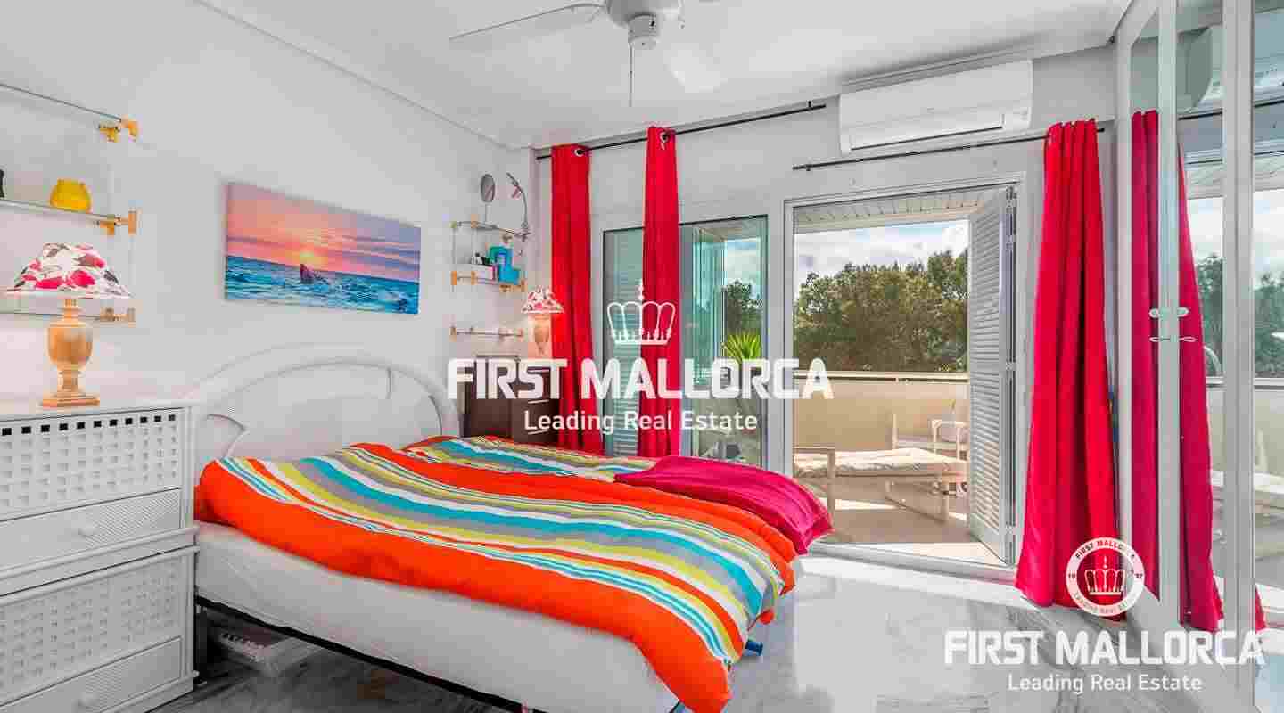 Attraktives Apartment mit offenem Blick auf den Royal Bendinat Golfplatz