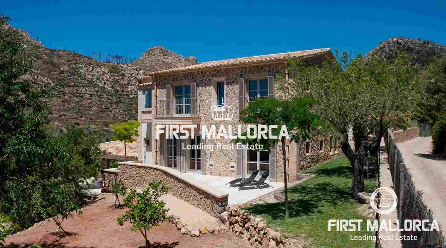 Mallorca Fincas for sale Charming traditional stone facade country