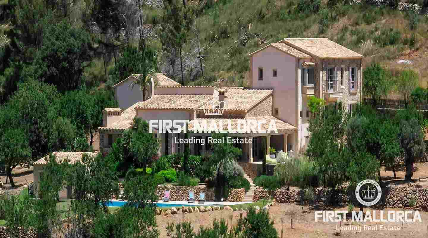 Mallorca Fincas for sale Charming traditional stone facade country