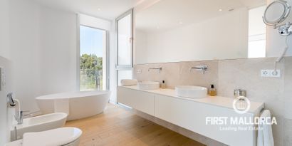 Inmobiliaria picture 7 Ref. Nº. 65814