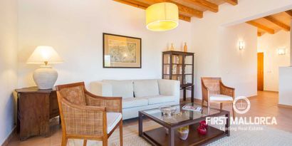 Inmobiliaria picture 1 Ref. Nº. R8969