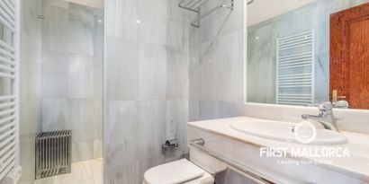 Real Estates picture 5 Ref. 66358